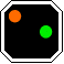 Signal présentant un feux orange en haut à gauche et un feux vert au milieu à droite,le tout sur un carré noir