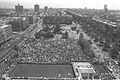 تظاهرات روز جهانی کارگر در میدان رابین تل‌آویو در دهه ۸۰ میلادی.