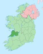 Comté de Clare en vert sombre, Irlande en vert clair.