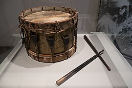 Lehen Mundu Gerran erabilitako danborra, Salzburgoko Museoan.