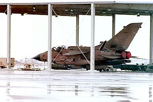 طائرة تورنادو سعودية في قاعدة الملك عبد العزيز الجوية خلال حرب الخليج الثانية