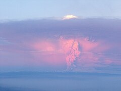 L'eruzione del giugno 2011 dall'alto