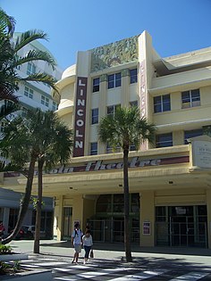 Teatro Lincoln em Miami Beach, Flórida por Thomas W. Lamb (1936)