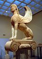 "Sfinga iz Naxosa" iz Delfov, 570–560 pr. n. št., 222 cm visok kip