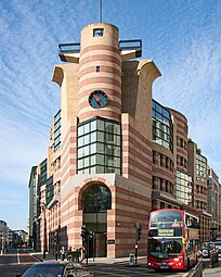 No 1 Poultry, London, by James Stirling, designed in 1988 but built in 1997[88]