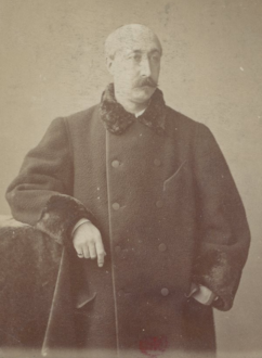Son père, Ernest Feydeau.