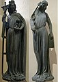 Ecclesia y Synagoga, alegorías teológicas, c. 1225-30, estatuas originales góticas provenientes de la Catedral de Estrasburgo. Preservadas en el Musée de l'Oeuvre Notre-Dame, Estrasburgo.