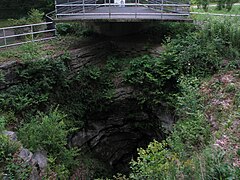 Peșteră în Archbald Pothole State Park, Statele Unite ale Americii