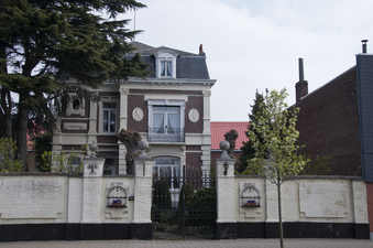 Villa Pauline, neoclassicistische villa aan de Leo Tertzweillaan, schetsen uit 1883