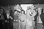 Promotion du film à Amsterdam en 1971, avec des costumes représentant deux personnages dont Scat Cat.