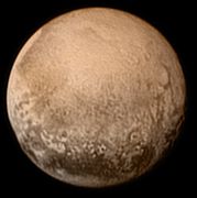 Pluto as viewed by افق‌های نو (۱۱ ژوئیه ۲۰۱۵).