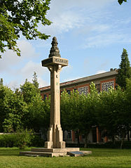 The obelisk (国立柱) in Siping Campus