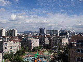 Jeonju, Južna Koreja (pogled iznad Hyoja Dong), June, 2016.