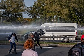 Use of water cannons in Minsk, 4 October (water in this water cannon was without dyes)