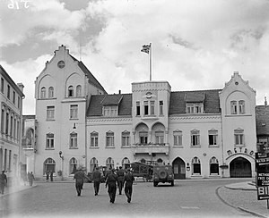 Malcolm Club Angkatan Udara Kerajaan Britania Raya di Schleswig, yang dulunya adalah bekas Stadt Hamburg Hotel pada akhir 1945