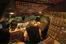 A view o an early-production 747 cockpit
