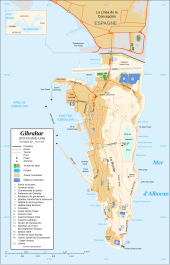 Gibraltar est une presqu'île en forme de triangle allongé selon un axe nord-sud