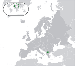 Местоположба на Македонија (зелено) со Европа (зелено + темносиво)