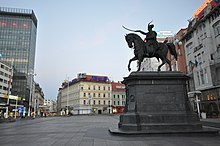 Photograph of an equestrian monument to Josip Jelačić