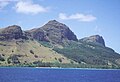 Berg Duff, die vulkaniese oorblyfsel van al die oorspronklike vulkane wat die Tuamotu-argipel gevorm het.