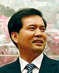 Vương Chính Vĩ (1957 -), Ủy viên Ủy ban Trung ương Đảng Cộng sản Trung Quốc khóa XIX, Phó Chủ tịch Ủy ban Toàn quốc Hội nghị Hiệp thương Chính trị Nhân dân Trung Quốc nguyên Chủ tịch Chính phủ Nhân dân Khu tự trị dân tộc Hồi Ninh Hạ (2007 - 2013).