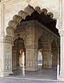 Cusped arch in Diwan-i-Khas (Red Fort)