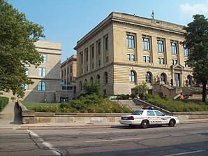 Summit County Courthouse, gelistet im NRHP mit der Nr. 74001625[1]