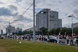 Local lines of solidarity in Minsk, 14 August