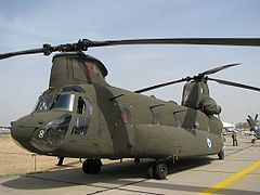 Helicóptero griego de transporte del Ejército de Aviación CH-47 Chinook.
