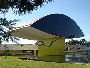 Muzej Oscarja Niemeyerja (NovoMuseu), Curitiba, Brazilija