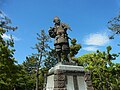 Oda Nobunagaren brontzezko estatua.