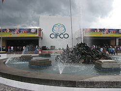 El Centru Internacional de Feries y Convenciones d'El Salvador.