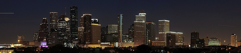 Panoráma centra Houstonu tesne po západe slnka