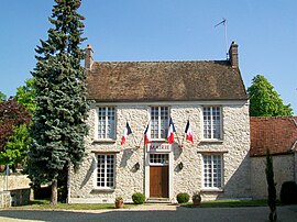The town hall in Fontaine-Chaalis