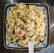 Fried rice with sea urchin (海胆, hǎidǎn) served in China