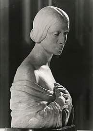 Malvina Hoffman, Pavlova, 1926–1929, photo by David Finn, ©David Finn Archive, Department of Image Collections, National Gallery of Art Library, Washington, D.C.