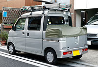 The Hijet Deck Van G, a version with a truck bed (S330W)
