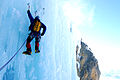 Arrampicata su ghiaccio su cascata, via Symphonie d'automne, Alpe d'Huez.