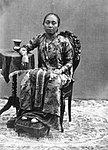 The Ratoe Kedaton wearing batik, the head wife of Hamengkubuwono V of Kraton Ngayogyakarta Hadiningrat, c. 1865