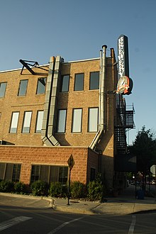 The Original Goose Island Brewpub on Clybourn Ave. opened in 1988
