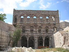 قصر تكفور (القرن الثالث عشر)