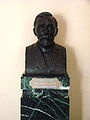 Statua Alfredi Nobel in aditu Villae Nobel, Villae Matucianae.