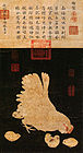 A long, portrait-oriented scroll. The top quarter is a block of vertically oriented text, the bottom three fourths depicts a large yellow hen bending down near four yellow chicks, each about the size of the hen's head, all on a black background.