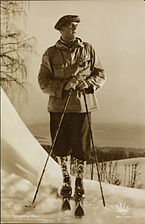 Olav V de Noruega como príncipe heredero en 1939.