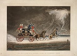 Estampe montrant un mail coach aux couleurs noir et rouge de la Poste britannique, dans un orage, près de Newmarket, Suffolk in 1827. Le garde se tient à l'arrière.