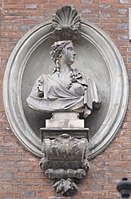 Feminine bust in a niche on a building from Paris