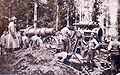 Artilleros emplazando un obús Skoda de 305 mm en los Cárpatos, durante los combates de 1914-1915.