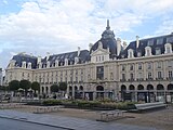 Το εμπορικό κέντρο ( le Palais du commerce)