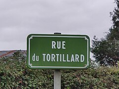 … et plaque de la rue où elle est située