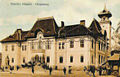 Palatul Culturii din Câmpulung, fosta primărie a orașului Câmpulung în perioada interbelică (ilustrată de epocă).